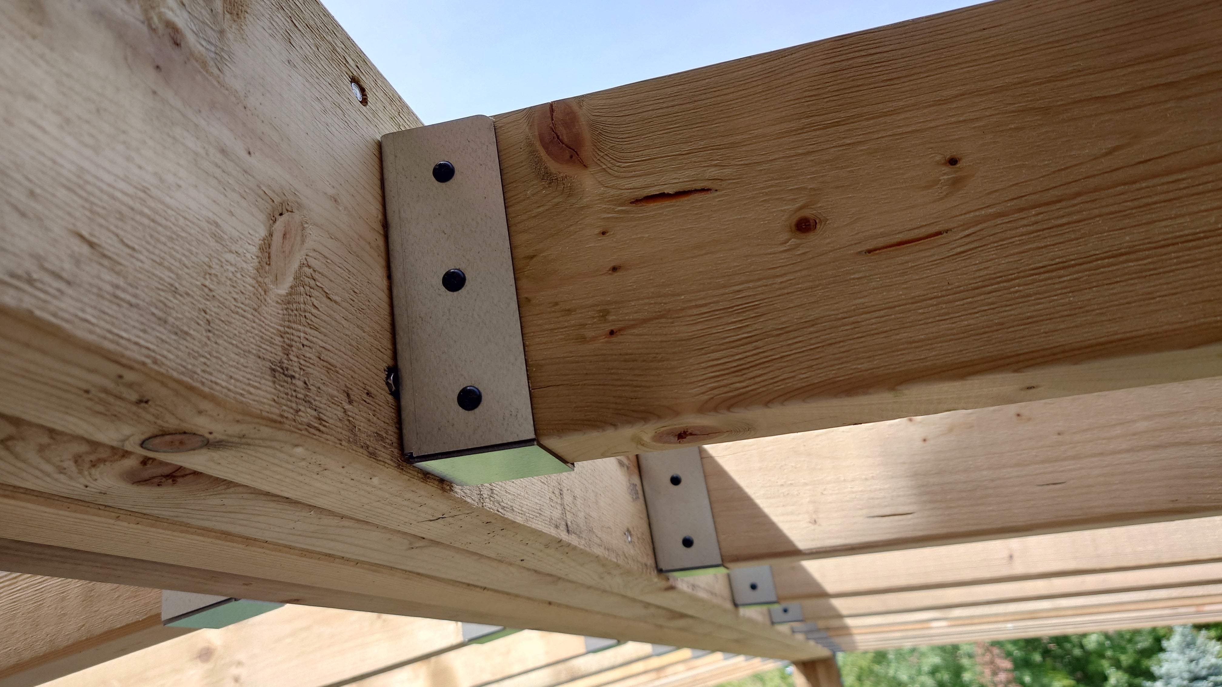 Black Timber Wood Screws for Rafter Bracket Installation (Pack of 200)