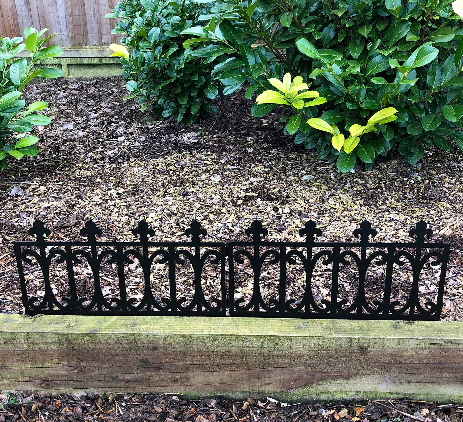 Decorative Tudor-Style Garden Steel Picket Fence Panels - Indoor Outdoors