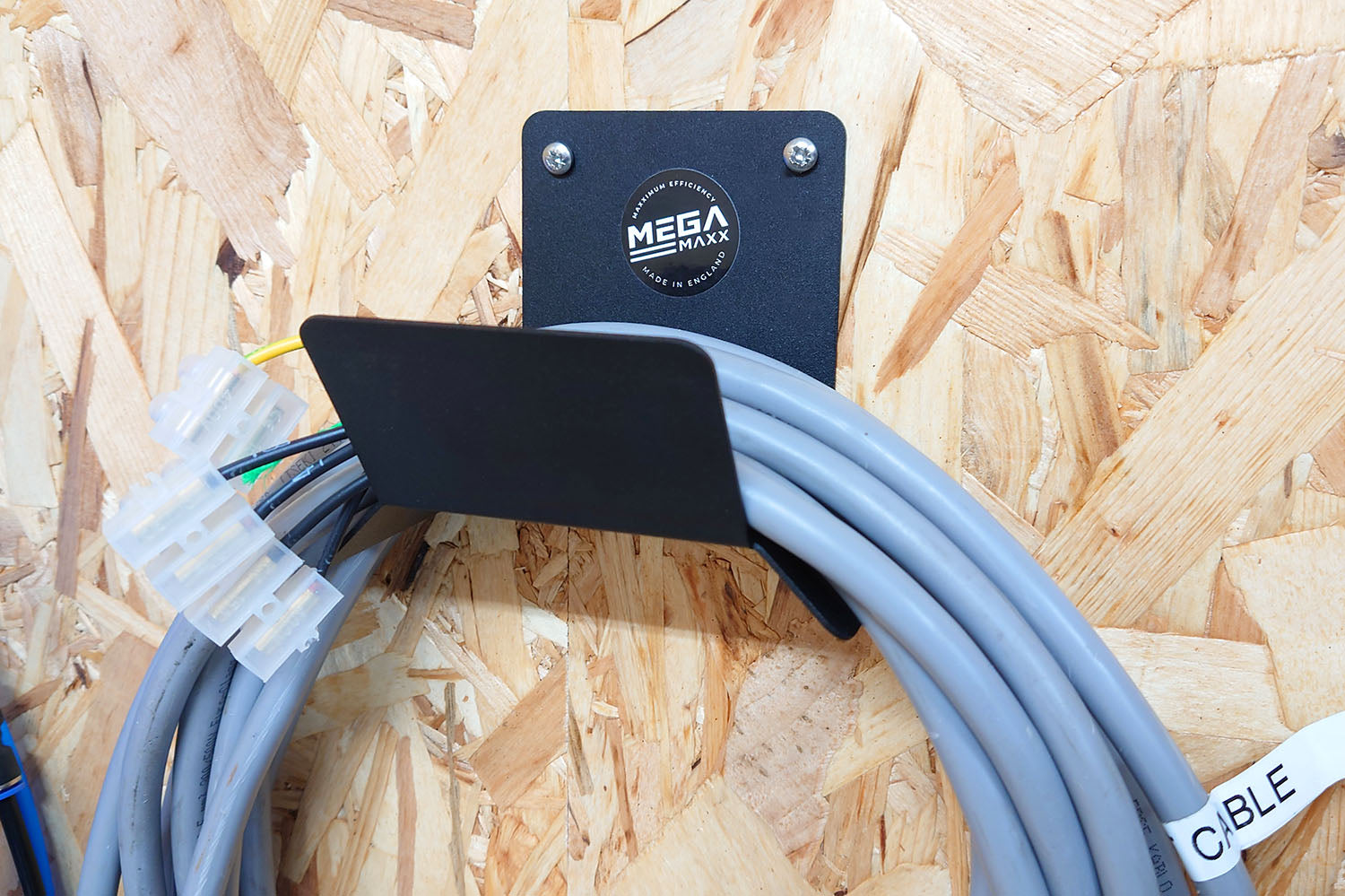 MegaMaxx UK™ Simple Wall Mount Cable Bracket & Hose Pipe Holder