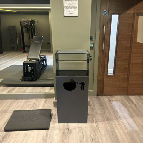 MegaMaxx UK™ Lockable Cleaning Station for Shops, Gyms & Restaurants