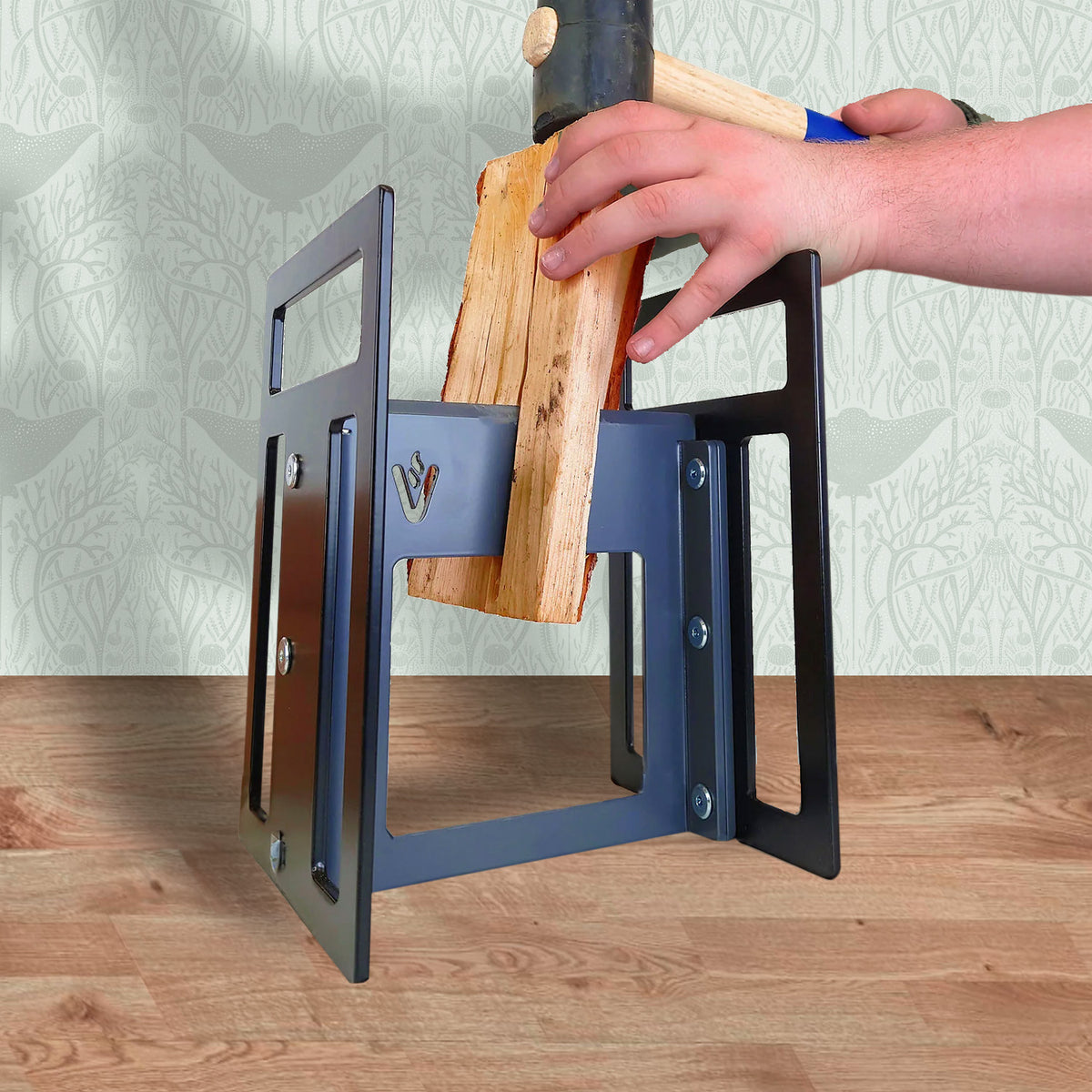 Volcann™ Super Fast & Safe Kindling Splitter