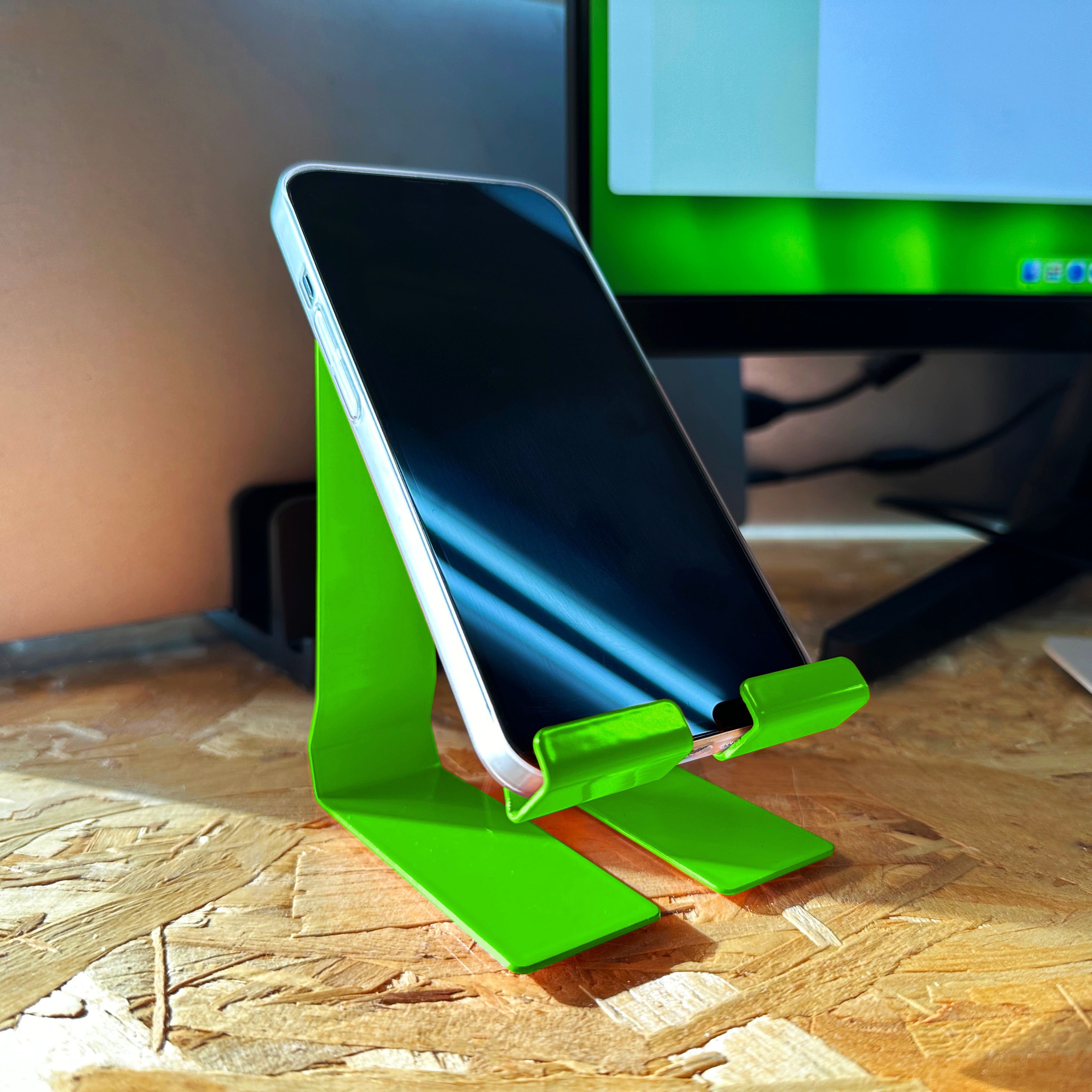 Okunaii Free-Standing Desktop Phone Stand Holder