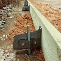 Buzzard UK Adjustable Concrete Formwork Brackets with Pin – UK Made Shuttering Bracket – Works with 6" & 8" Timber – Patent Pending