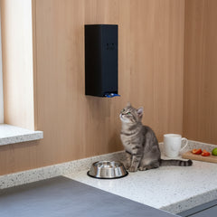 Jake's Farm Yard Wall Mount Cat & Pet Food Pouch Dispenser