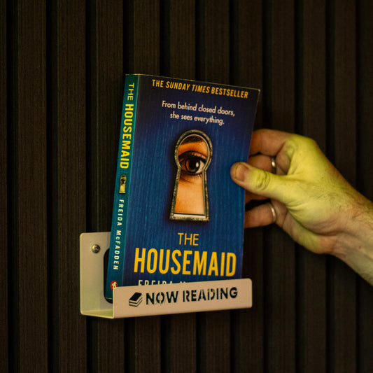 Okunaii™ Chapter "Now Reading" Wall Mount Book Display Shelf + FREE Bookmark