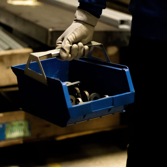 MegaMaxx UK™ XL4 Storage Box Carry Handle