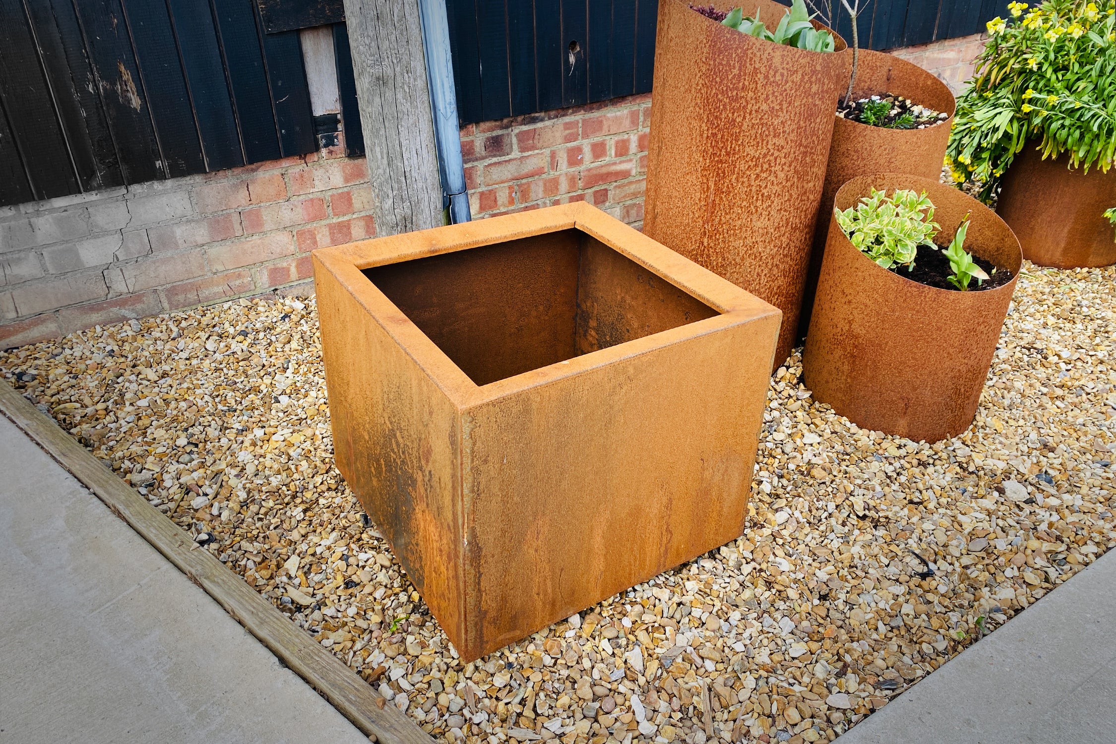 Bellamy Commercial Grade Rustic Steel Planter Troughs (3 Sizes Available) - Indoor Outdoors