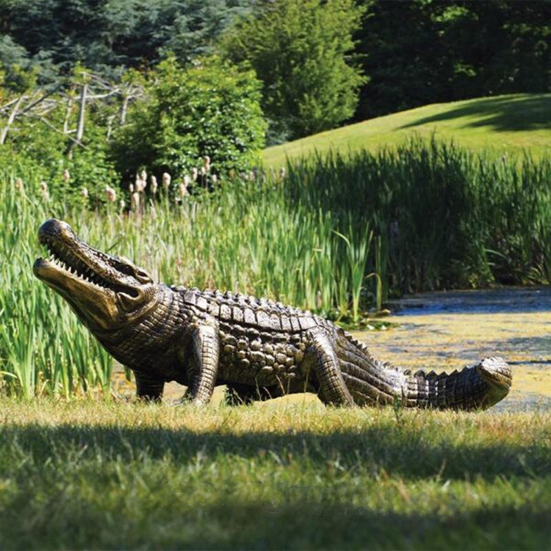 Crocodile Garden Statue from Fergus McArthur