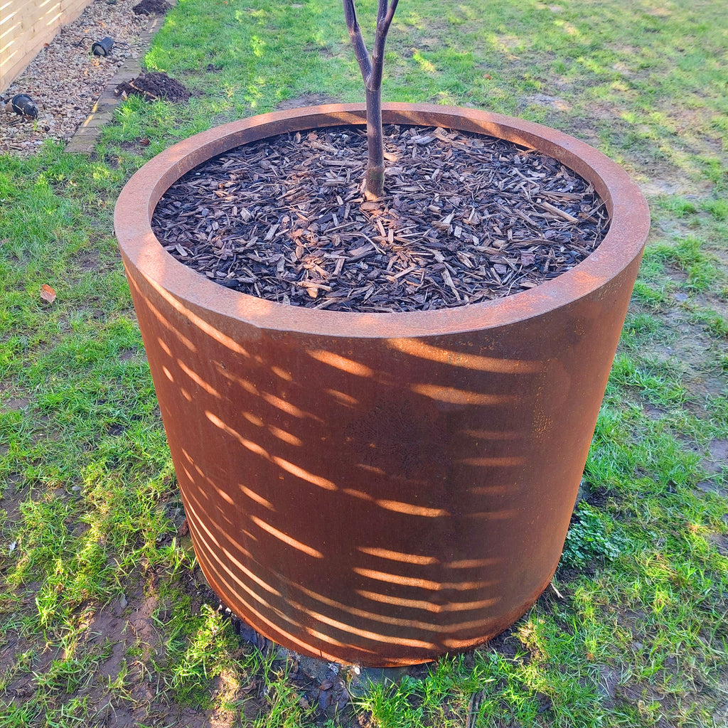 Circular Rustic Steel Planter with Edging Lip Indoor Outdoors