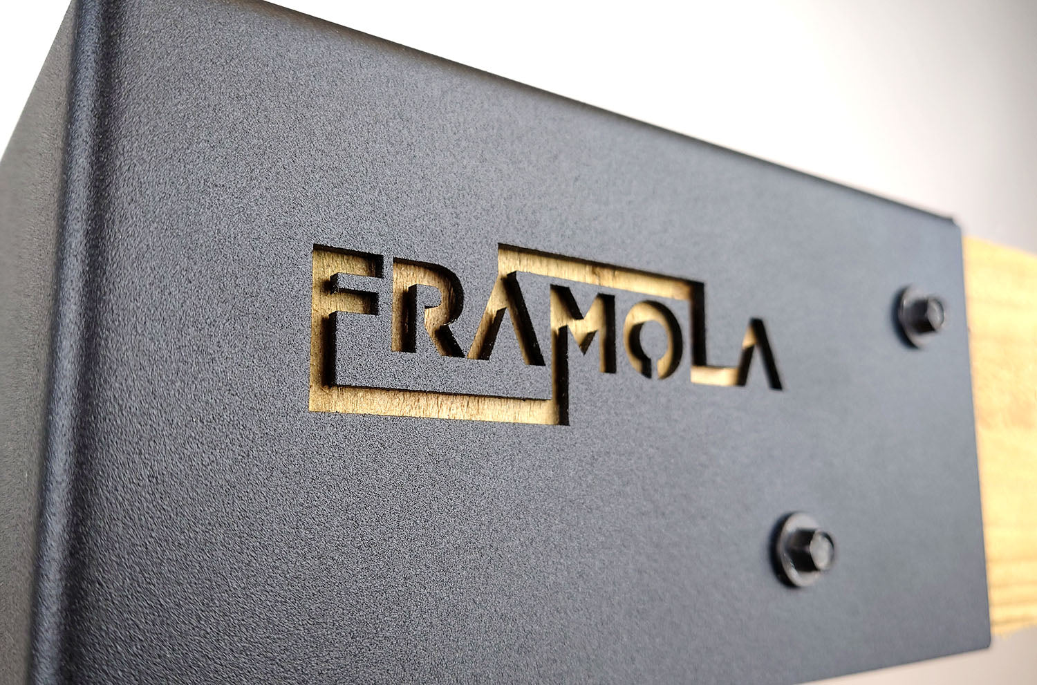 Framola™ Pergola Corner Brackets - Indoor Outdoors