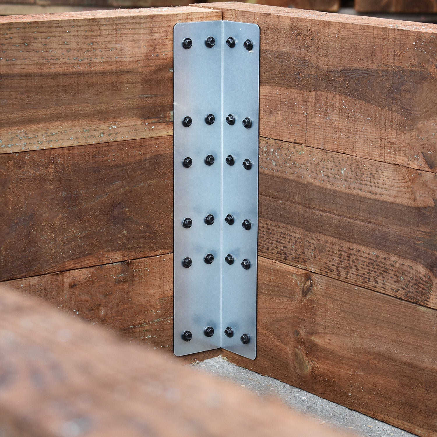 Shot of the bracket being used to join Timber Sleepers.