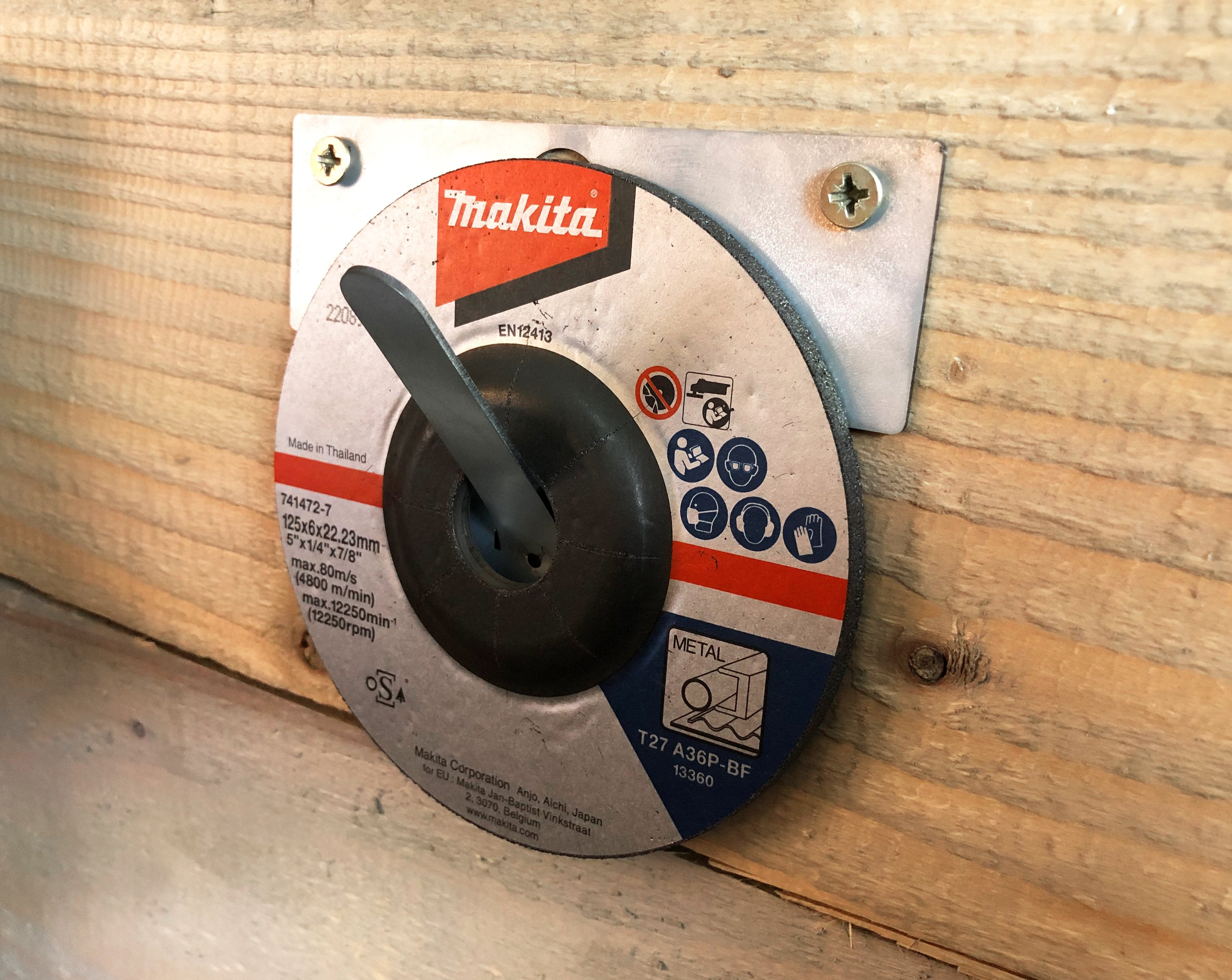 Angle Grinder Disc Storage Wall Mount Bracket Made in the UK