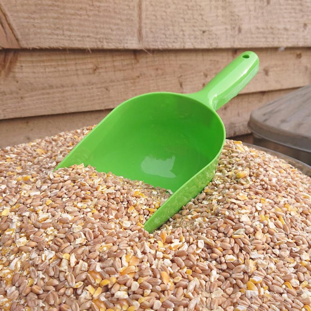 Multi-Purpose Large Animal Food Scoop - Suitable For Pets - Indoor Outdoors